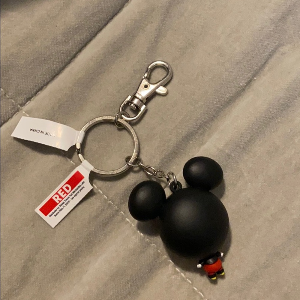 Disney Mini Mickey Mouse Key chain - Picture 2 of 2